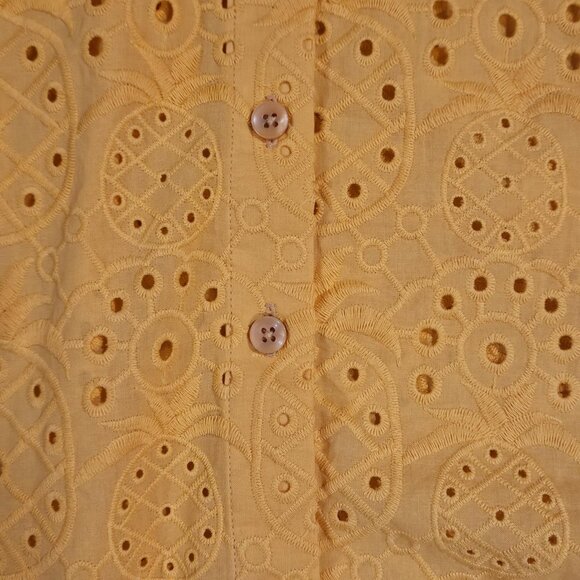 Chico’s Eyelet Pineapple Button Down Top Size 4, US size 20 - Picture 12 of 13